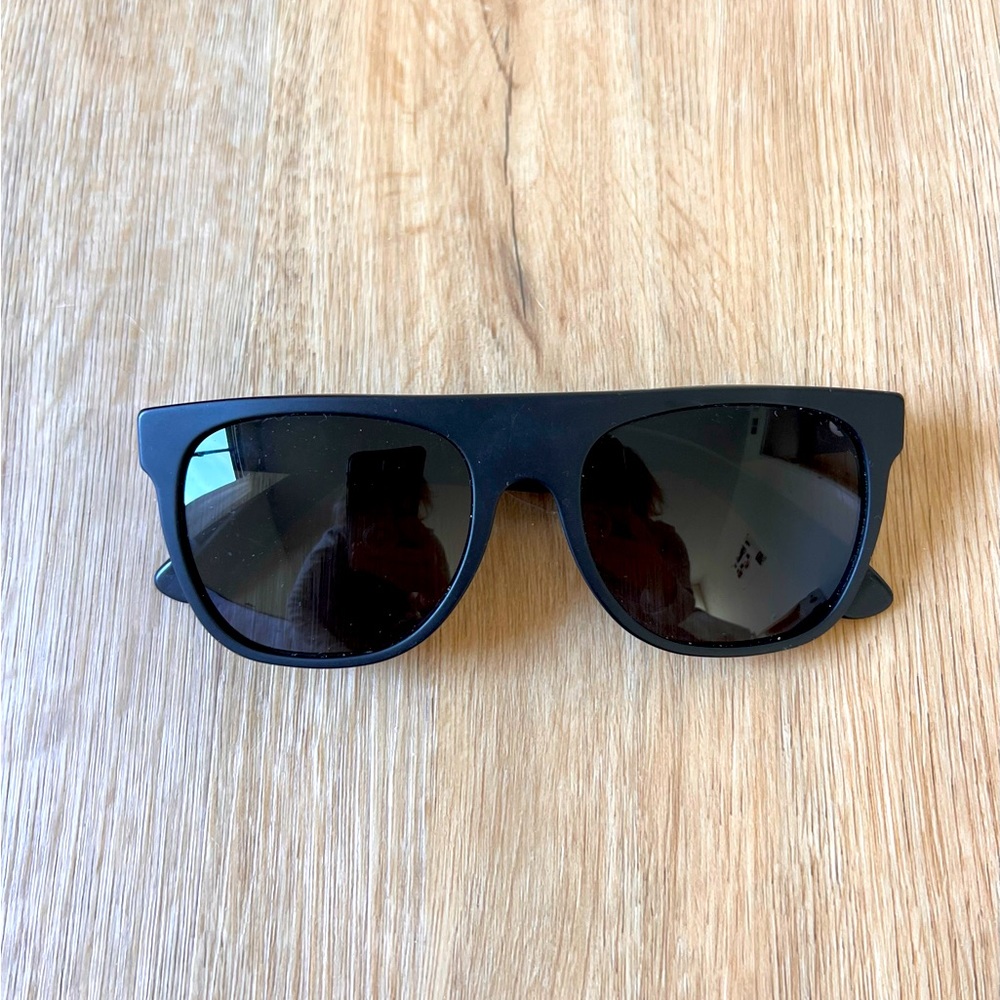 Flat top sunglasses by Retrosuperfuture in black